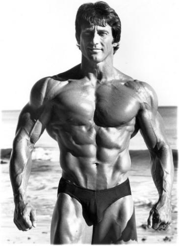 Frank Zane Front BW